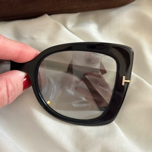 Tom Ford Sunglasses - Picture 5 of 8